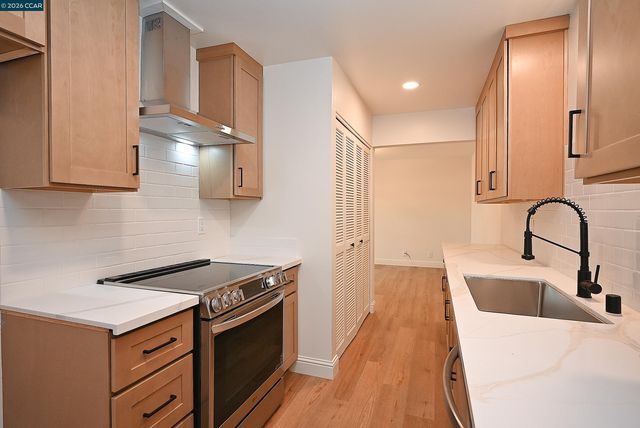 1769 Holland Cir, Walnut Creek, CA 94597