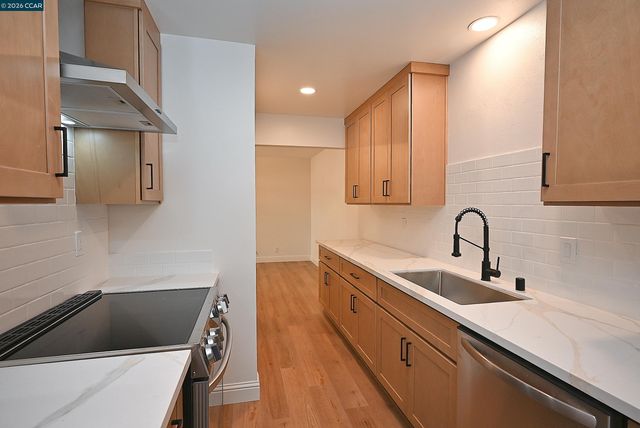 1769 Holland Cir, Walnut Creek, CA 94597