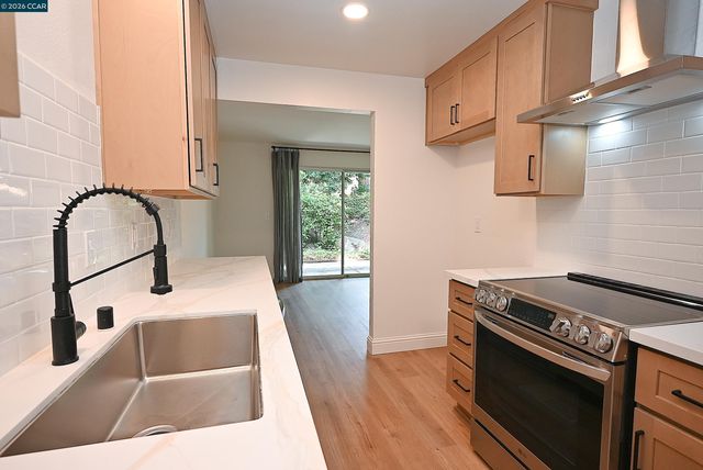 1769 Holland Cir, Walnut Creek, CA 94597
