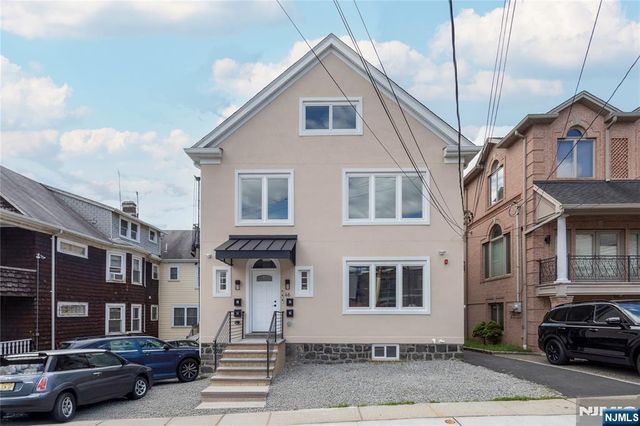 46 Hudson Avenue B, Edgewater, NJ 07020