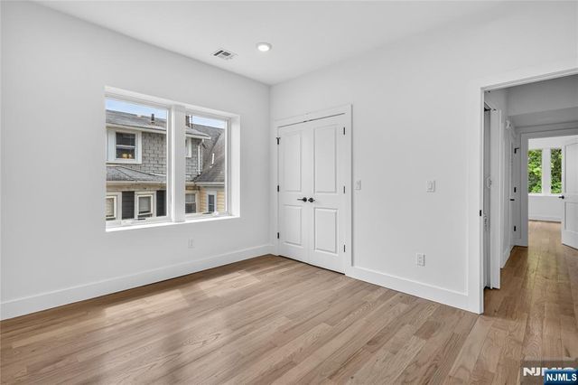 46 Hudson Avenue B, Edgewater, NJ 07020
