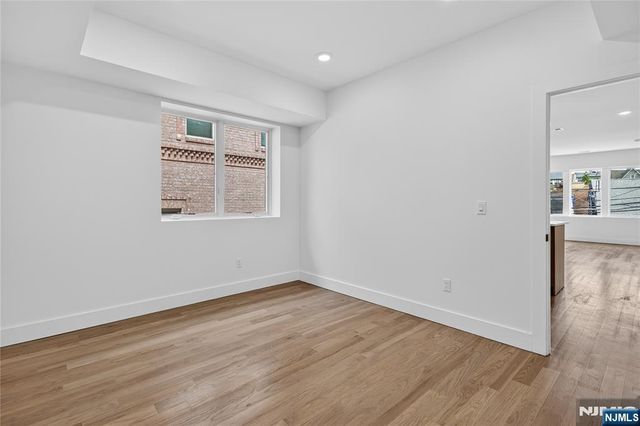 46 Hudson Avenue B, Edgewater, NJ 07020
