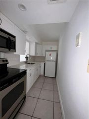 1720 NW N River Dr 203, Miami, FL 33125