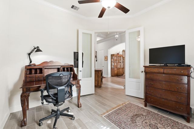 9307 Providence Bend Lane, Houston, TX 77365