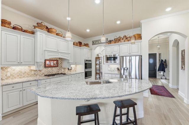 9307 Providence Bend Lane, Houston, TX 77365