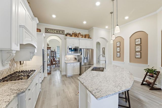 9307 Providence Bend Lane, Houston, TX 77365