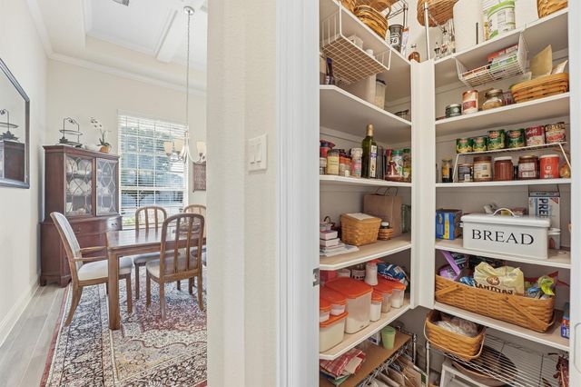 9307 Providence Bend Lane, Houston, TX 77365