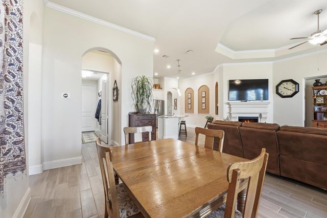 9307 Providence Bend Lane, Houston, TX 77365