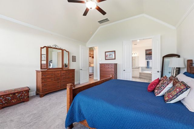 9307 Providence Bend Lane, Houston, TX 77365