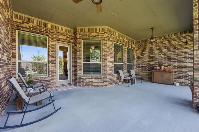 9307 Providence Bend Lane, Houston, TX 77365