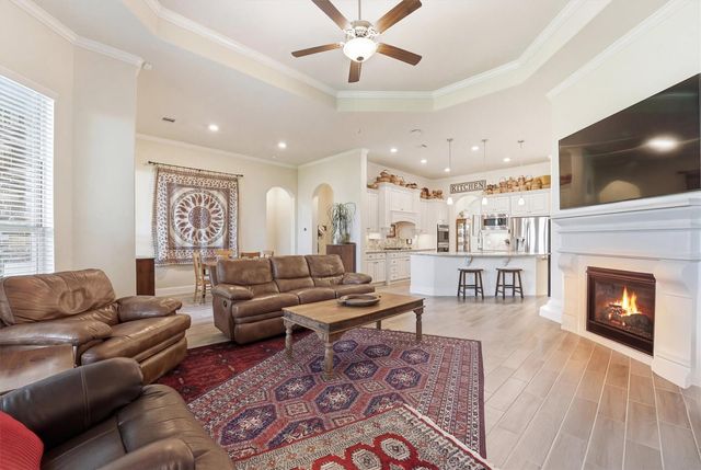 9307 Providence Bend Lane, Houston, TX 77365