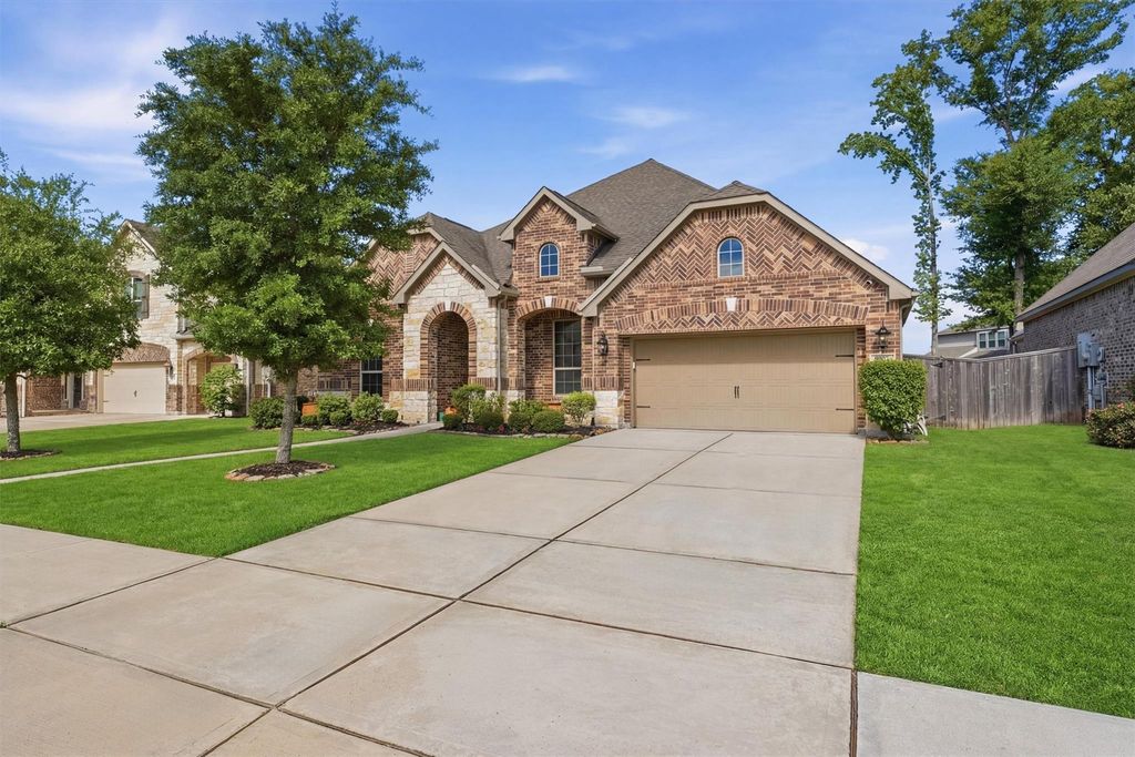 9307 Providence Bend Lane, Houston, TX 77365