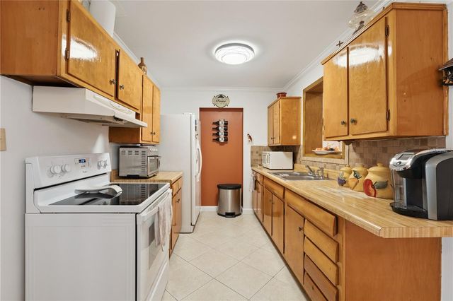 6138 SHENANDOAH WAY, Orlando, FL 32807