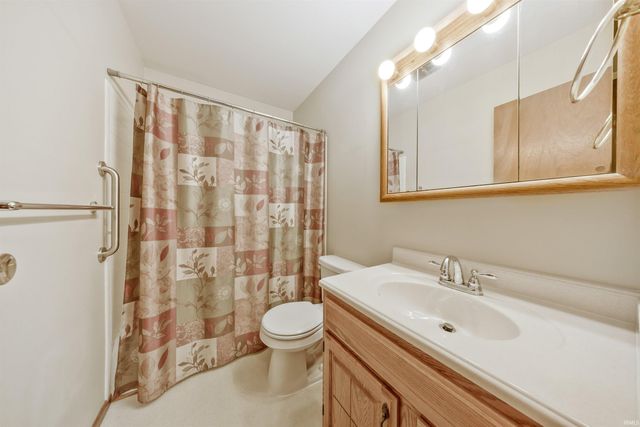 1287 Woodbine Lane, Evansville, IN 47710