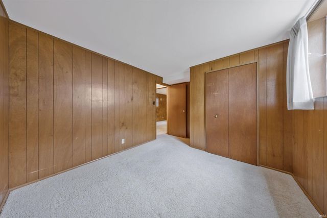 1287 Woodbine Lane, Evansville, IN 47710