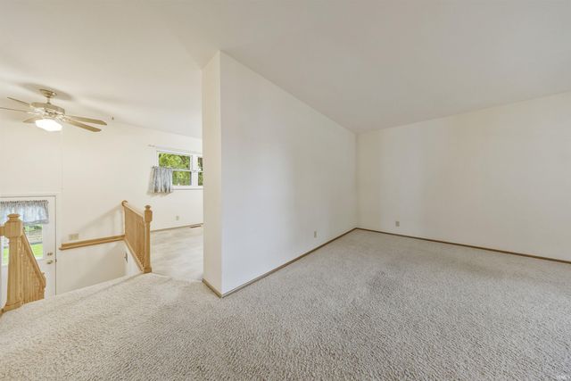 1287 Woodbine Lane, Evansville, IN 47710