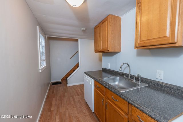 916 Shelby Pkwy, Louisville, KY 40204