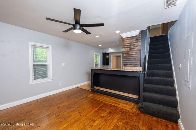 916 Shelby Pkwy, Louisville, KY 40204