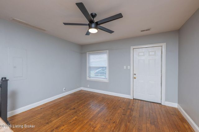 916 Shelby Pkwy, Louisville, KY 40204
