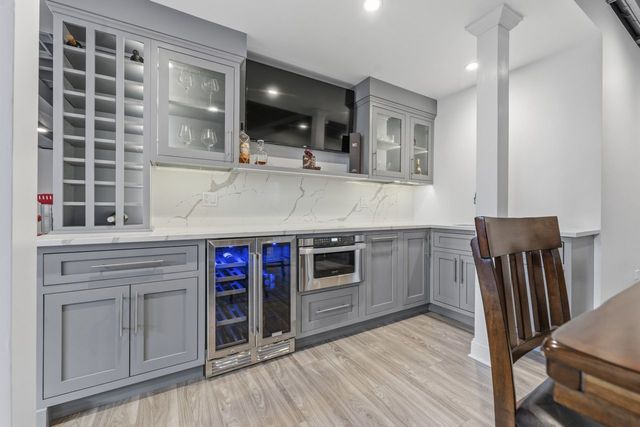 601 Oak Lane, South Elgin, IL 60177