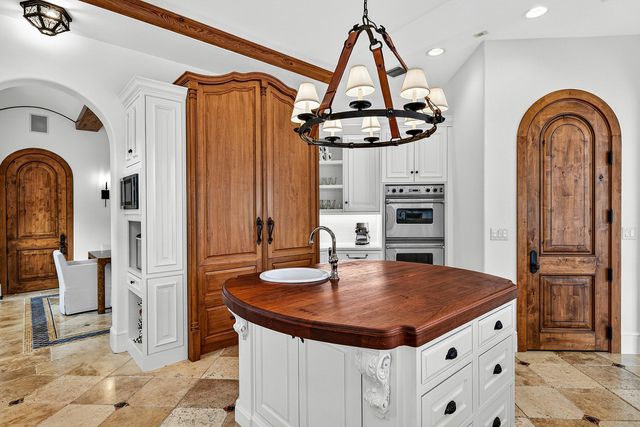 520 NE Waterway Lane, Boca Raton, FL 33432