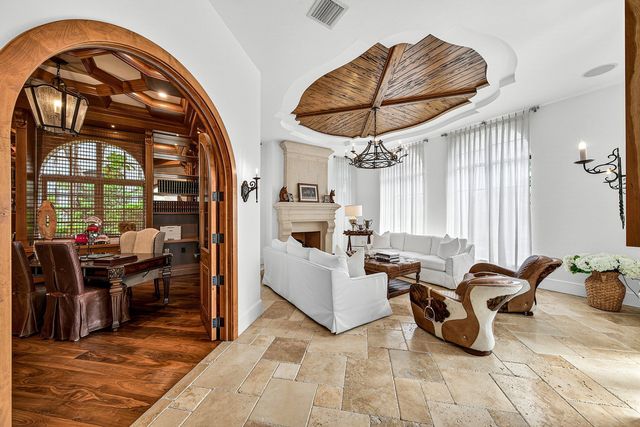 520 NE Waterway Lane, Boca Raton, FL 33432
