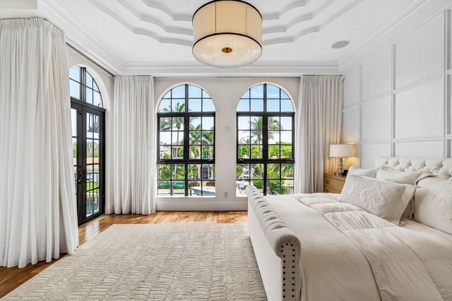 520 NE Waterway Lane, Boca Raton, FL 33432