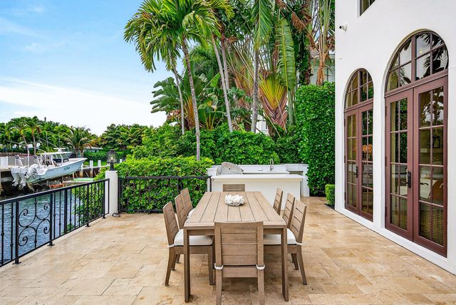 520 NE Waterway Lane, Boca Raton, FL 33432