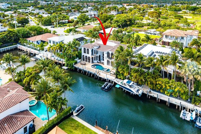 520 NE Waterway Lane, Boca Raton, FL 33432
