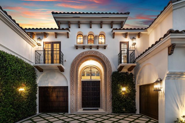520 NE Waterway Lane, Boca Raton, FL 33432