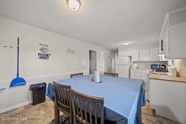 1935 King Drive, Greenville, NC 27834