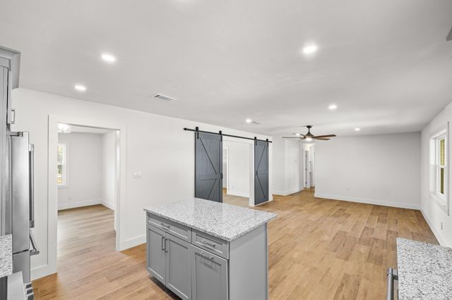 7988 Malone Rd, Milton, FL 32570