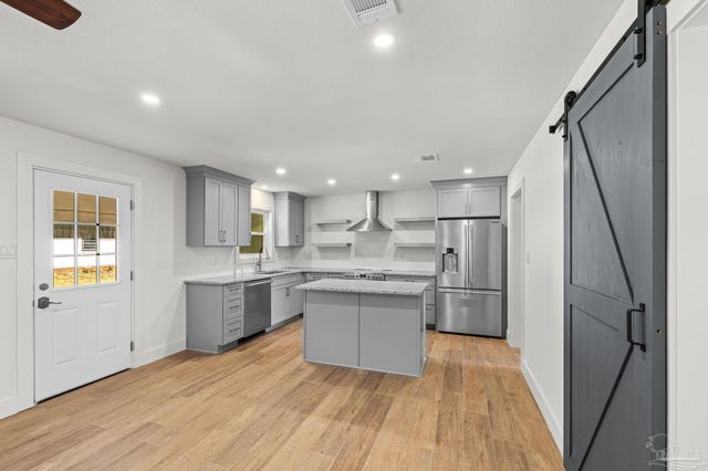 7988 Malone Rd, Milton, FL 32570