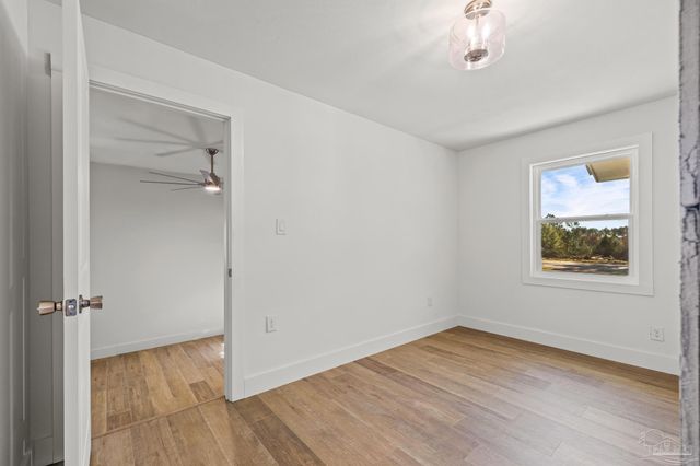 7988 Malone Rd, Milton, FL 32570