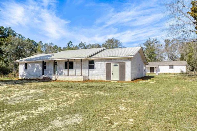 7988 Malone Rd, Milton, FL 32570