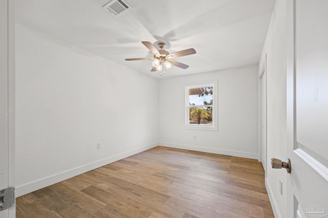 7988 Malone Rd, Milton, FL 32570