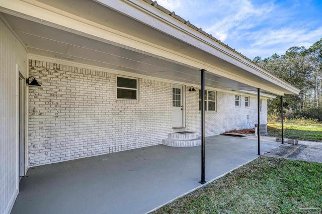 7988 Malone Rd, Milton, FL 32570