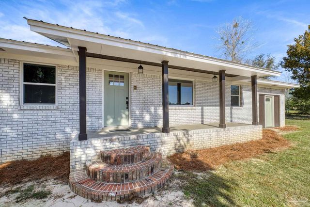 7988 Malone Rd, Milton, FL 32570