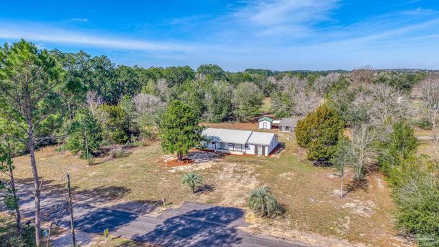 7988 Malone Rd, Milton, FL 32570