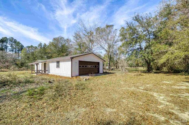 7988 Malone Rd, Milton, FL 32570