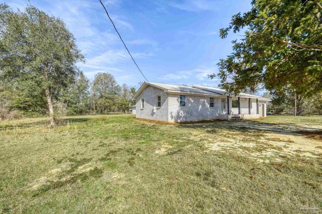 7988 Malone Rd, Milton, FL 32570