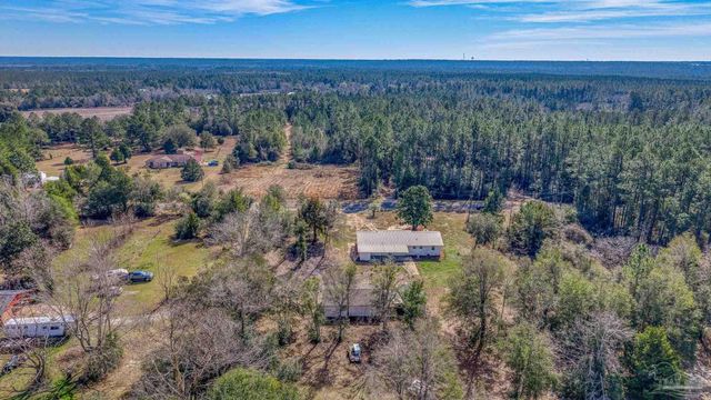 7988 Malone Rd, Milton, FL 32570