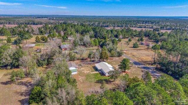 7988 Malone Rd, Milton, FL 32570