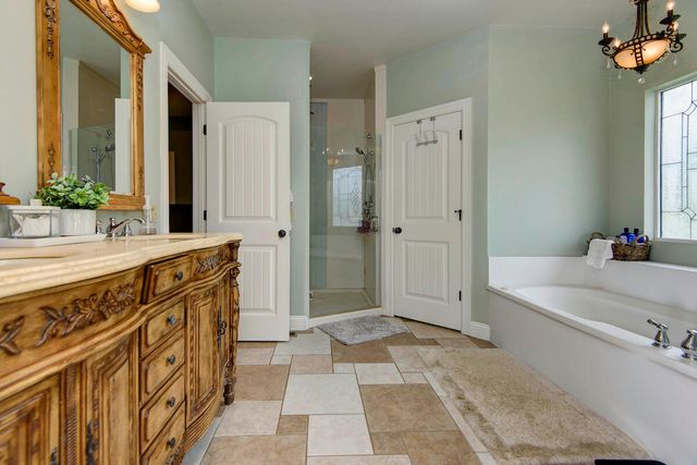 528 Mary Lynn Lane, Nixa, MO 65714