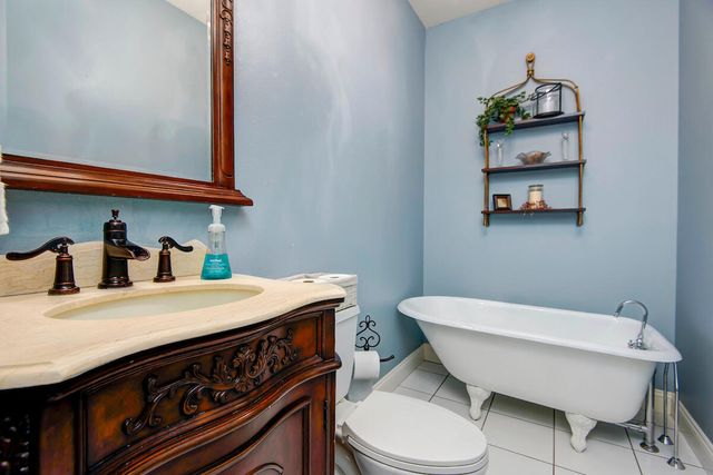 528 Mary Lynn Lane, Nixa, MO 65714