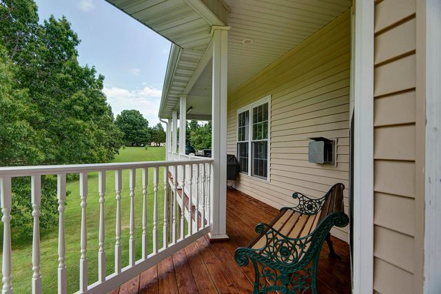 528 Mary Lynn Lane, Nixa, MO 65714