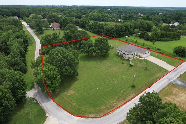 528 Mary Lynn Lane, Nixa, MO 65714