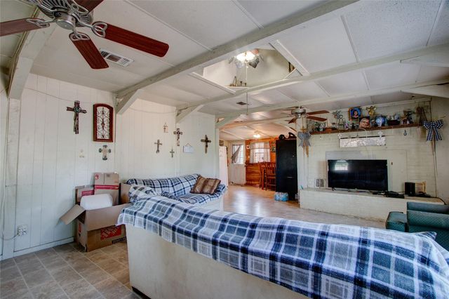 1162 N State Highway 95, Bastrop, TX 78602