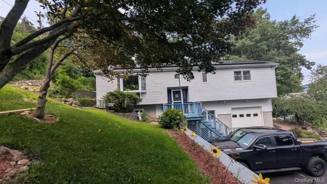 21 Kleitz Avenue, Highland Falls, NY 10928