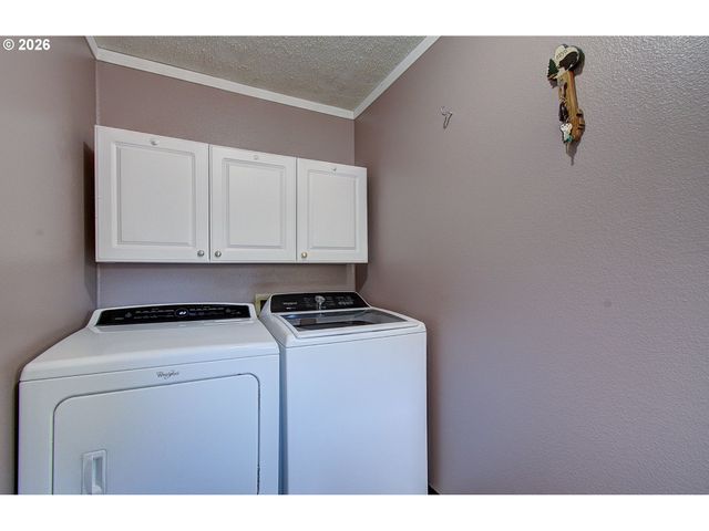 1421 E 4TH Cir, La Center, WA 98629